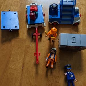 Playmobile ground crew